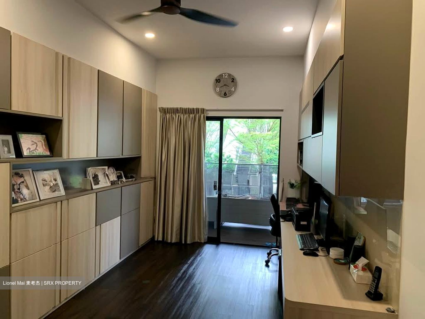 Palm Grove Avenue (D19), Terrace #571192411